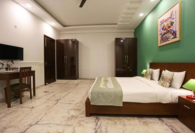 Hotel Oyo Flagship Sector 45 Noida 8