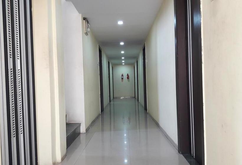 Hotel Rajwada 18