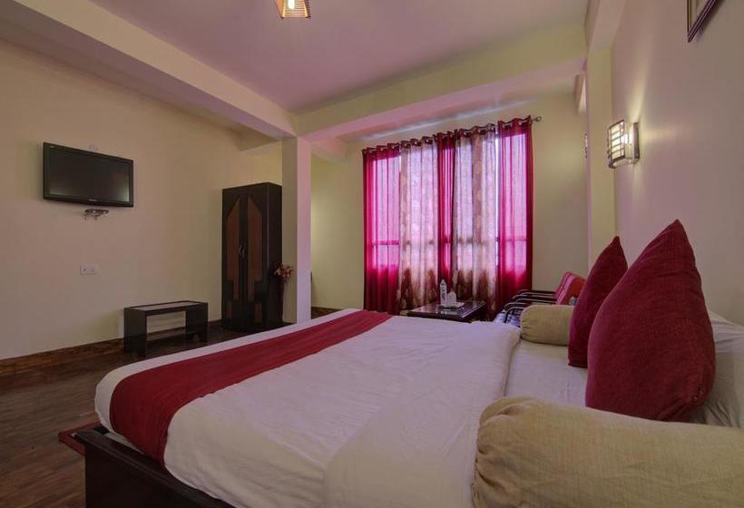 Hotel Oyo 13487 Crown De La Cruz Residency 15