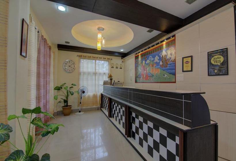 Hotel Oyo 13487 Crown De La Cruz Residency 5