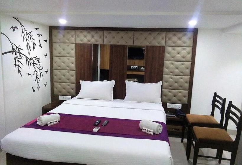 Hotel Shelter Palace 1