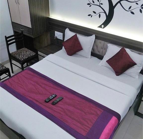 Hotel Shelter Palace 17