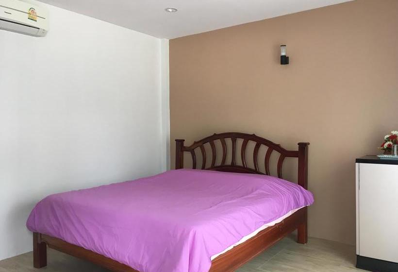 Hotel Baan Sabuy Jung 9