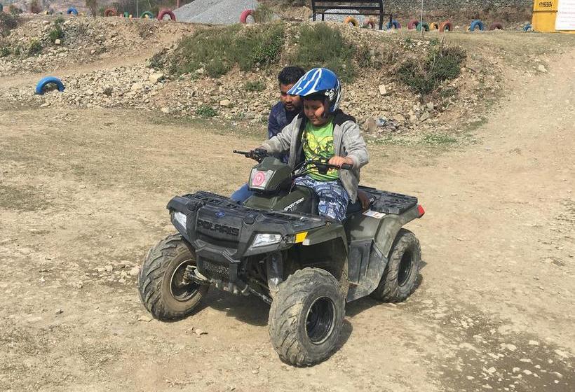 Hotel Lake Pleasant Cottage 15