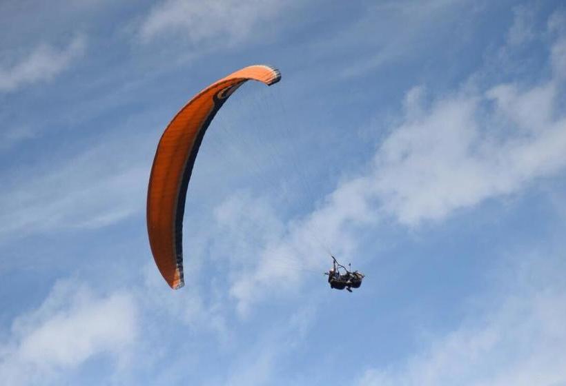 Hotel Lake Pleasant Cottage 17