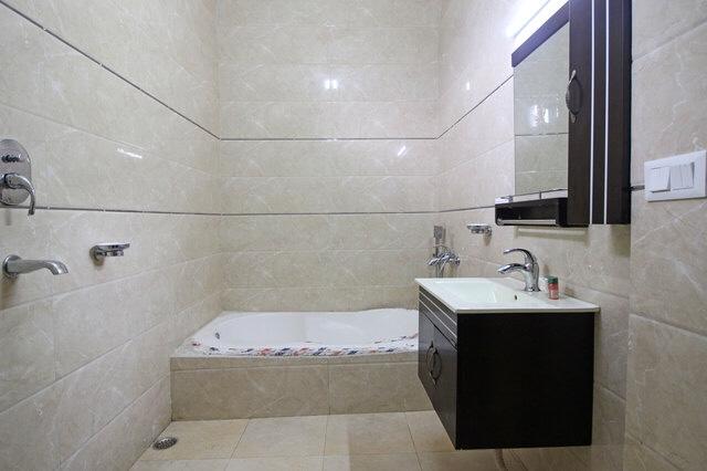 Hotel Lake Pleasant Cottage 18