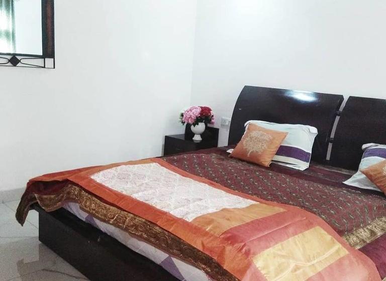 Hotel Lake Pleasant Cottage 5