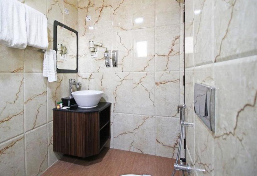 Hotel Oyo 13704 Bailey Road 15