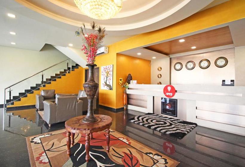 Hotel Oyo 13704 Bailey Road 2