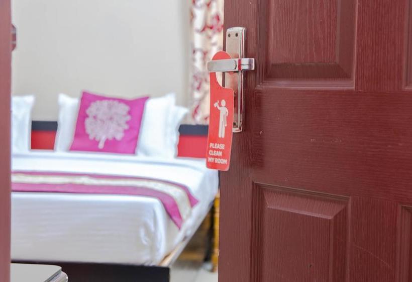 Hotel Oyo 5805 Uthradam Towers 17