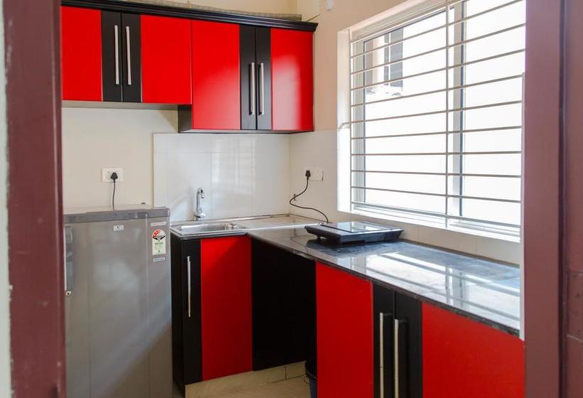 Hotel Oyo 5805 Uthradam Towers 3