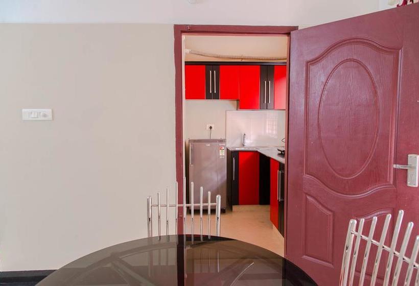 Hotel Oyo 5805 Uthradam Towers 6