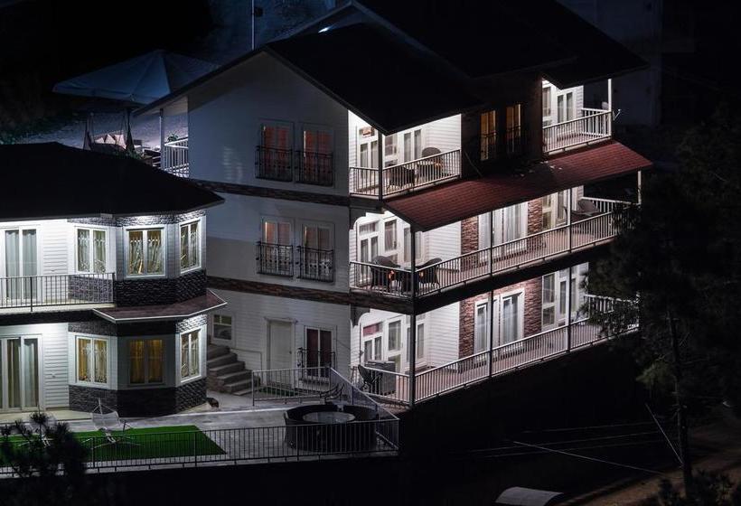 Resort Nandana Estate Chail Himachal Pradesh