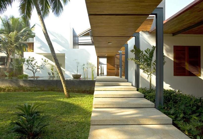 Nirvaana Boutique Resort 10