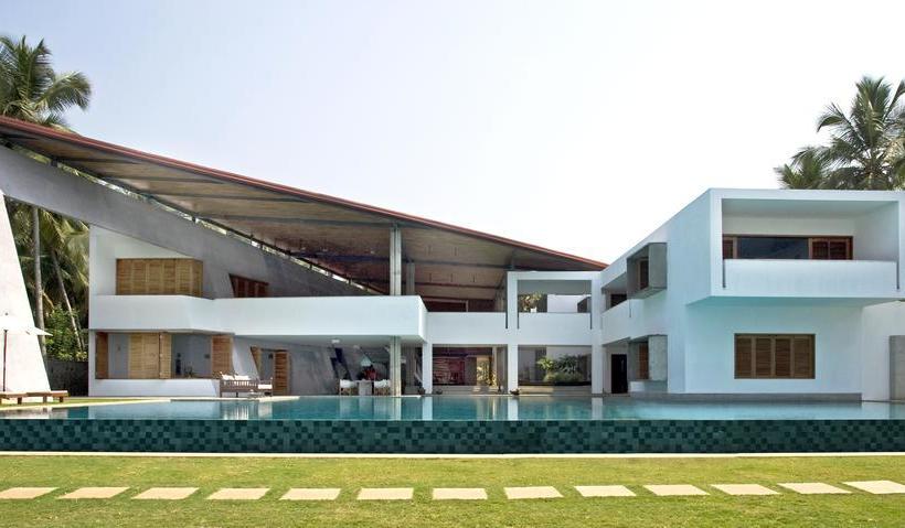 Nirvaana Boutique Resort 17