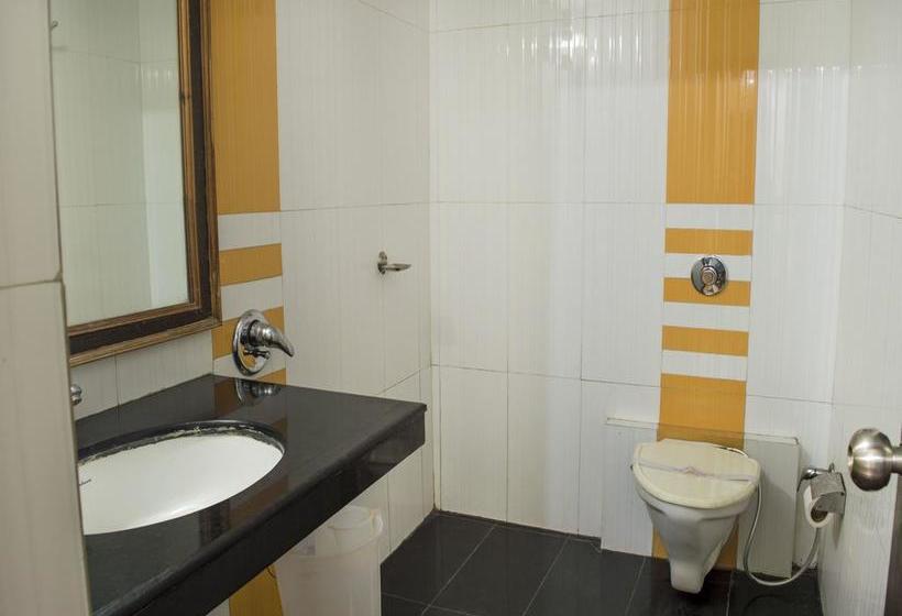 Oyo 11307 Hotel Satya Villas 16