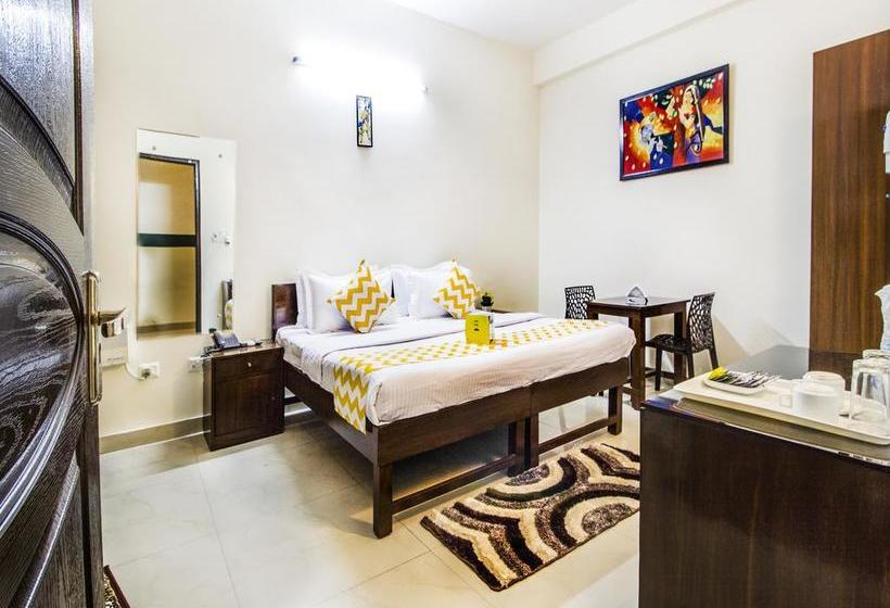 Fabhotel Mintstar Sector 38 2