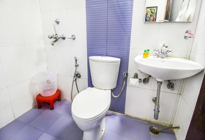 Fabhotel Mintstar Sector 38 20