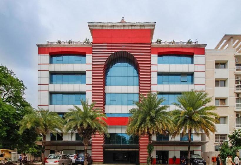 Hotel Oyo 1410 Country Club Begumpet
