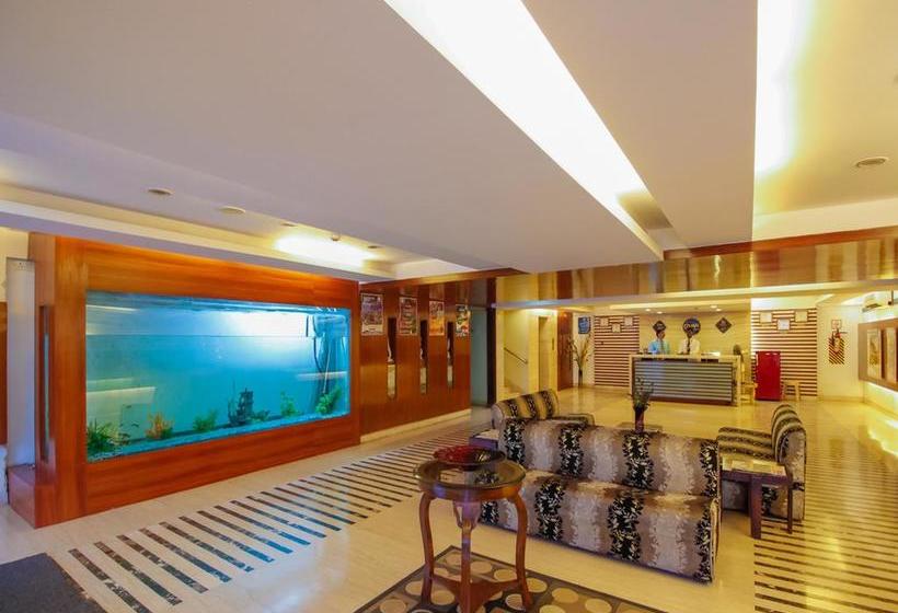 Hotel Oyo 1410 Country Club Begumpet 6