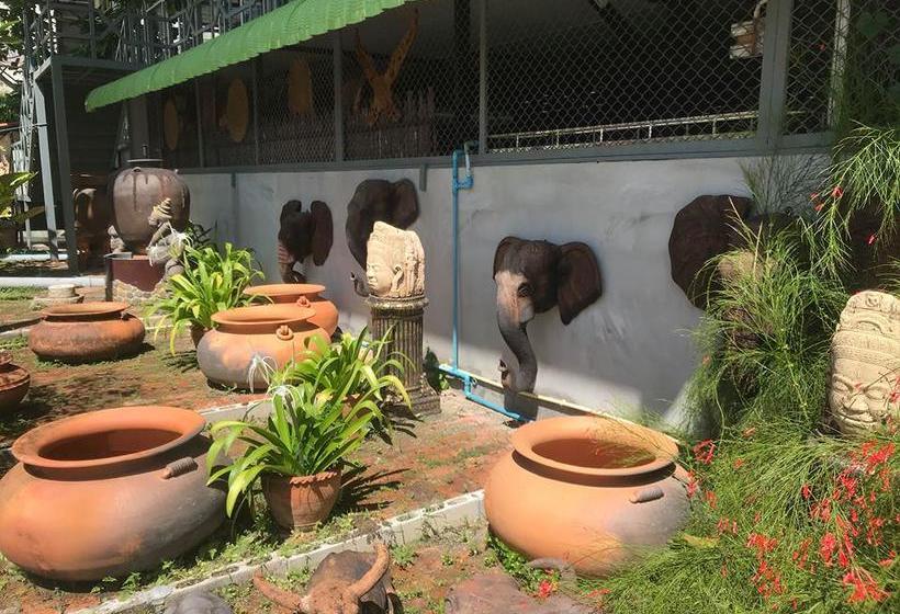 Casa Theresa Resort & Garden 12