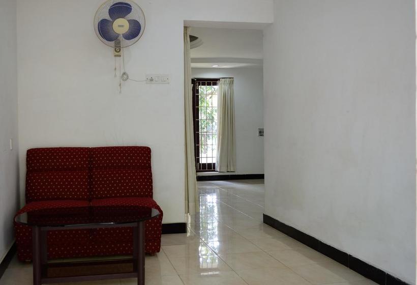 Shelter Beach Resort 12