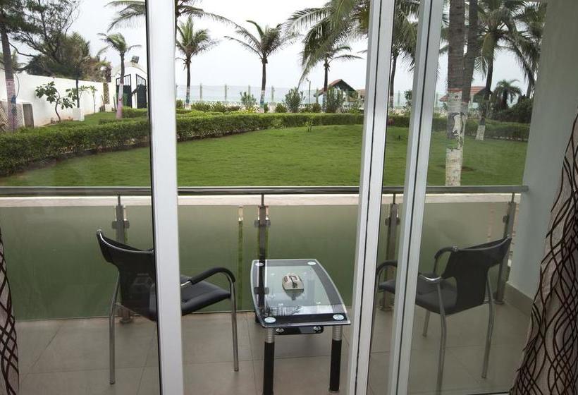 Shelter Beach Resort 3