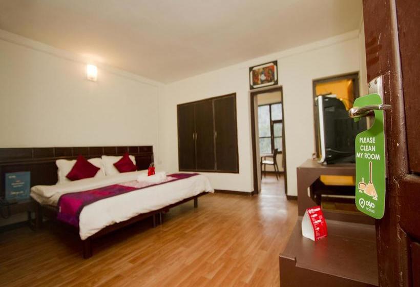 Oyo 3506 Hotel Him Shakti 4