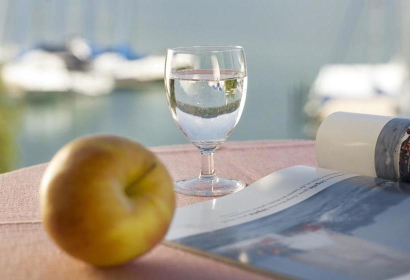 Hotel Pension Café Hasler 9