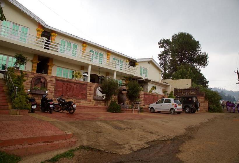 Hotel Oyo 4427 Near Heritage Railway Station 1