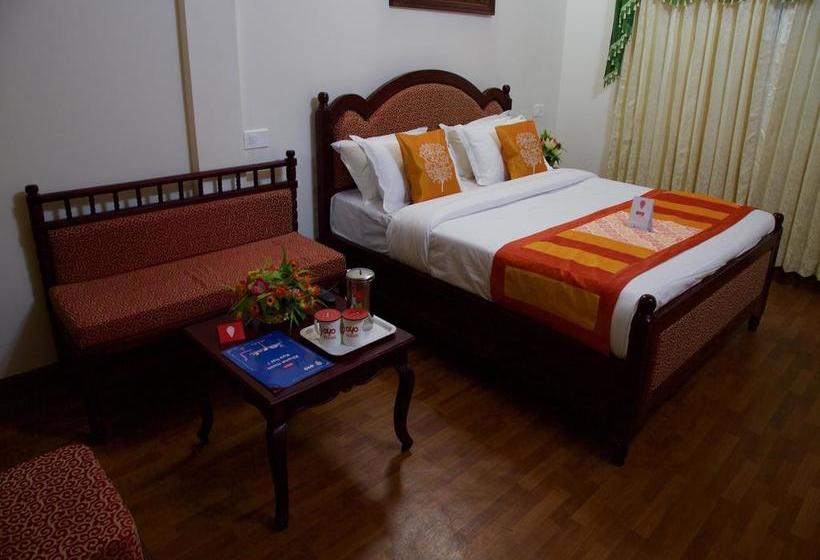 Hotel Oyo 4427 Near Heritage Railway Station 15