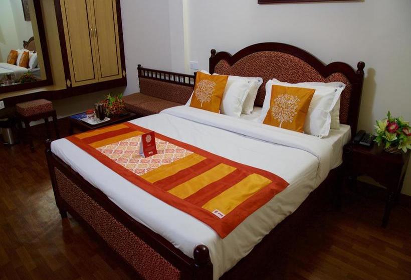 Hotel Oyo 4427 Near Heritage Railway Station 16