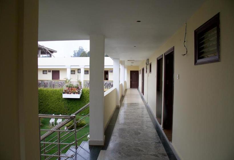 Hotel Oyo 4427 Near Heritage Railway Station 5