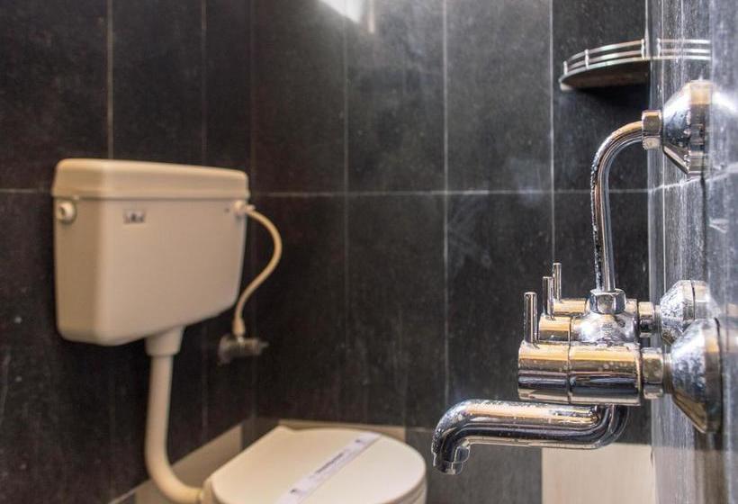 Oyo 10630 Hotel Nano Turf 11