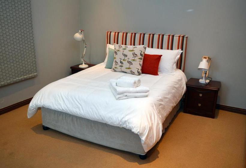 Bed and Breakfast Village Lodge Vaal De Grace 6