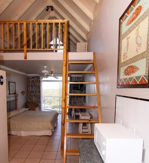 Bed and Breakfast The Reef Apartments 3