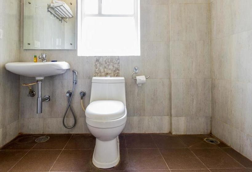 Fabhotel Iwe Studio Yelahanka 10