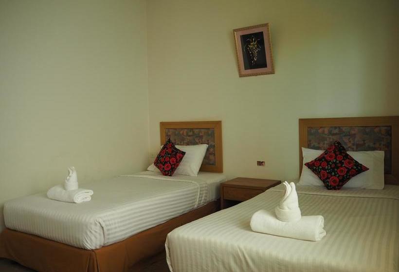 Hotel Chaiyhaphum Park Center 16