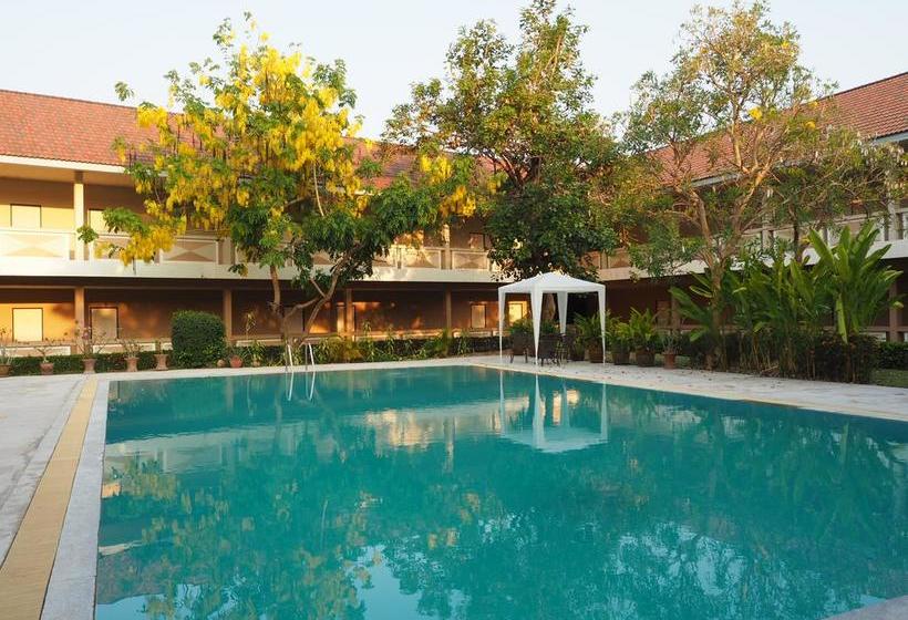 Hotel Chaiyhaphum Park Center 2