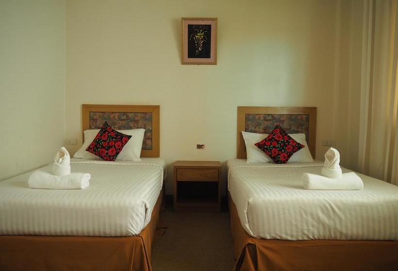 Hotel Chaiyhaphum Park Center 3