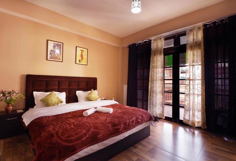 Oyo 12335 Hotel Milestone 6