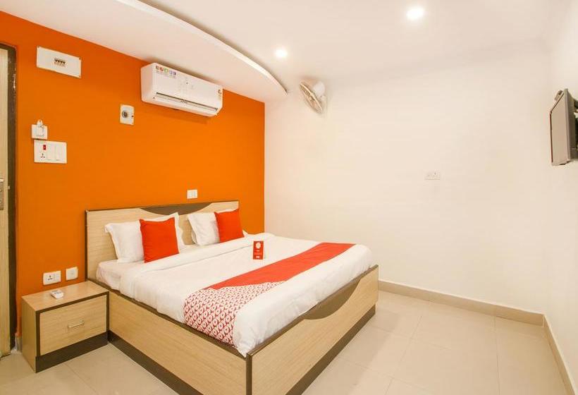 Oyo 10107 Hotel Ankitha Residency 11