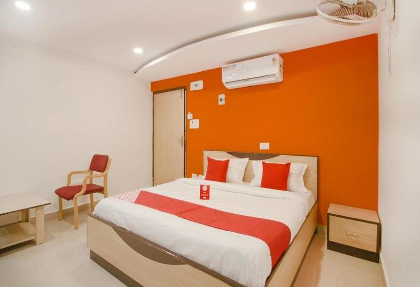 Oyo 10107 Hotel Ankitha Residency 13