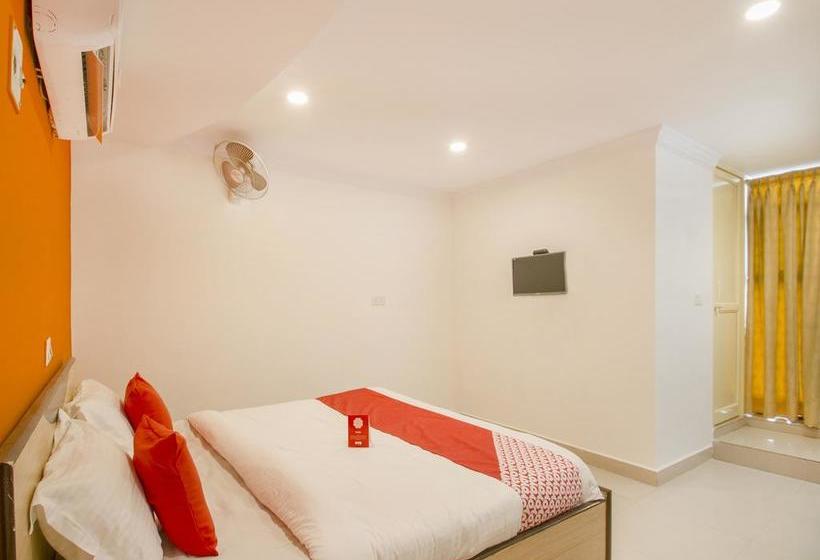 Oyo 10107 Hotel Ankitha Residency 18