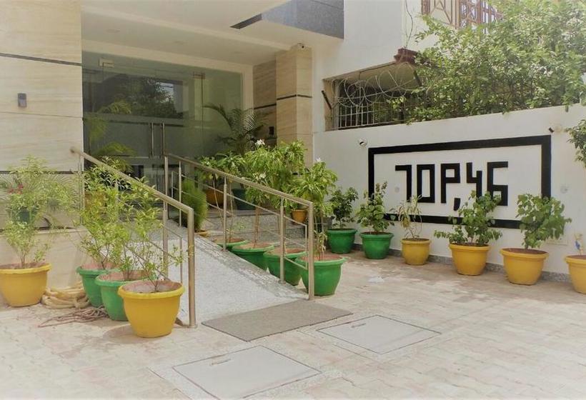 Hotel Sai Village Cyber Park 1