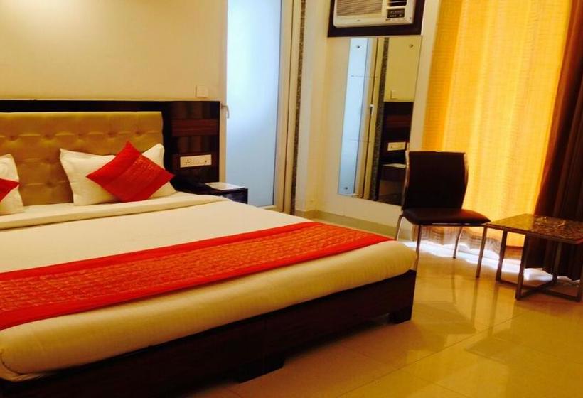 Hotel Sai Village Cyber Park 14