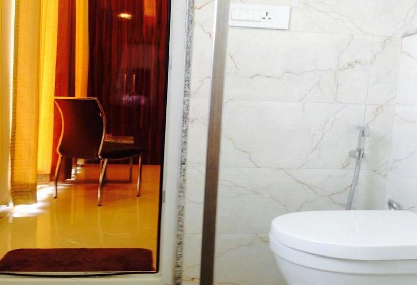 Hotel Sai Village Cyber Park 16