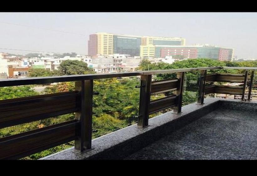 Hotel Sai Village Cyber Park 17