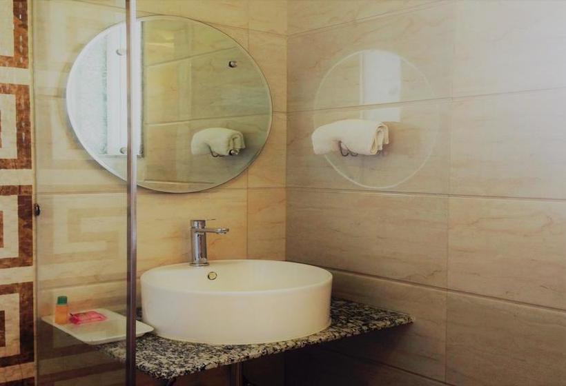 Hotel Sai Village Cyber Park 19