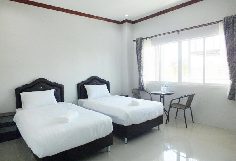 Hotel Sakthong Grand 13